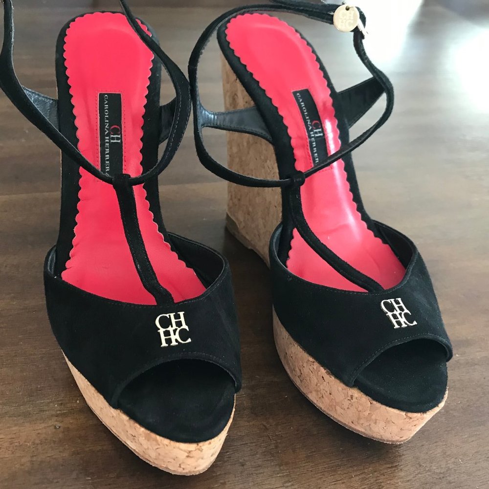 Carolina Herrera Suede T-strap Wedge Sandals 39